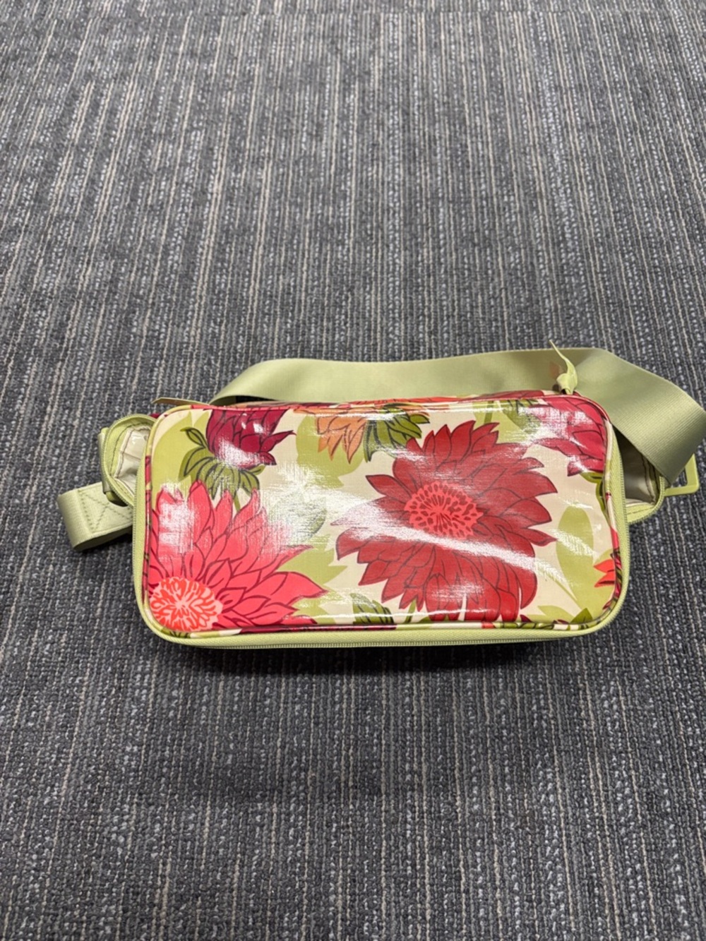 Vera Bradley Hello Dahlia lunch bag - Picture 2 of 6